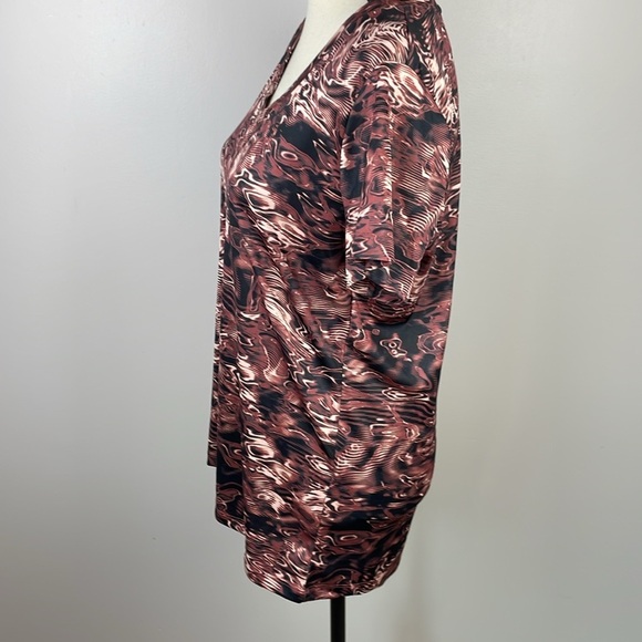 Under Armour Women Velocity Obscura Short Sleeve T Shirt SZ M Loose Fit V-Neck - Picture 7 of 13